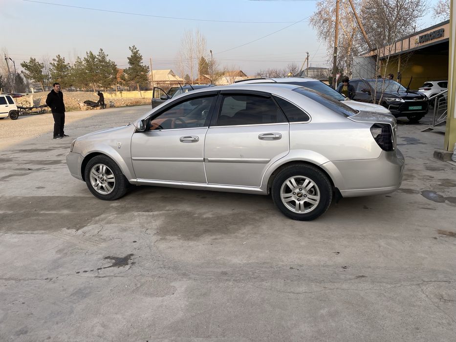 LACETTI сотилади срочно