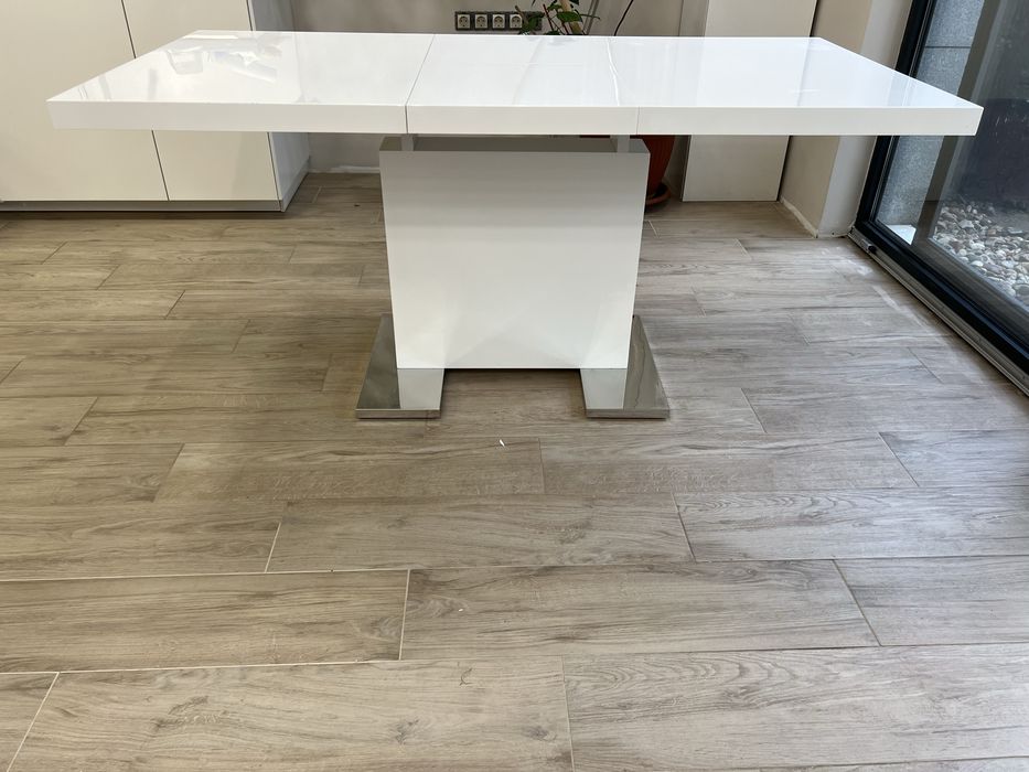 Трапезна разтегателна маса