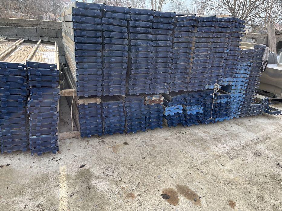 Строително скеле пътеки