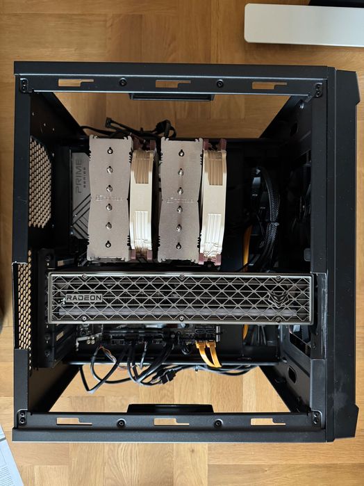 Геймърски настолен компютър PC RX9070XT, i7 13700k, 32GB DDR5