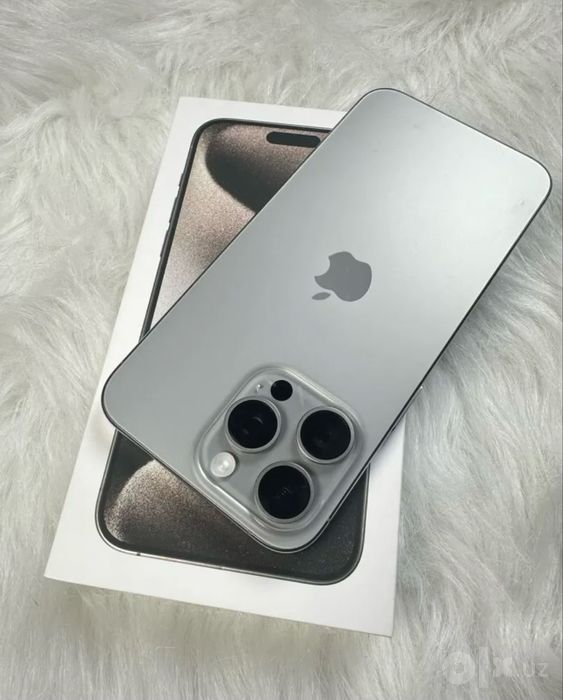 iPhone 15 Pro Max 256 gb Без единой царапины как новый