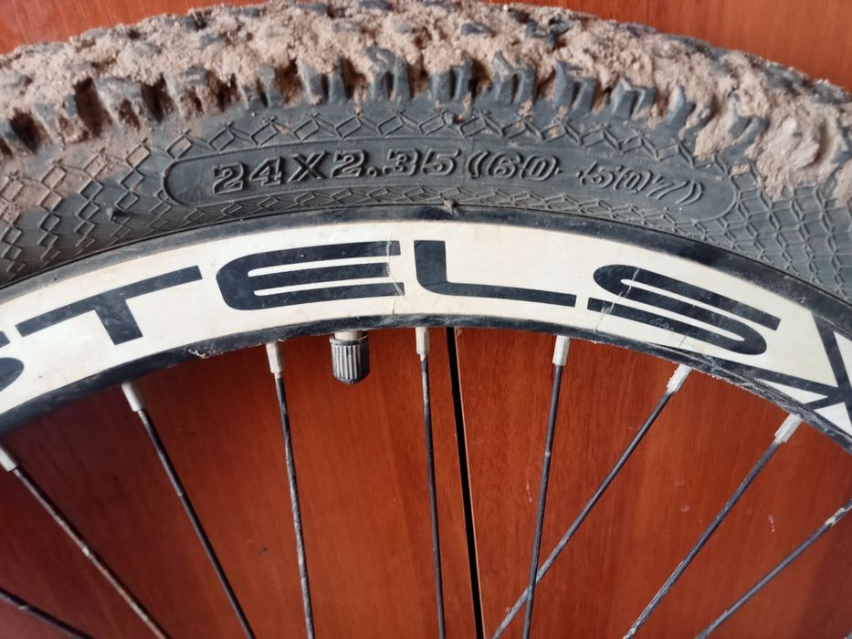 Продам колесо на велосипед