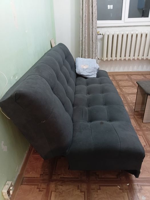Диван 2 шт, прихожка