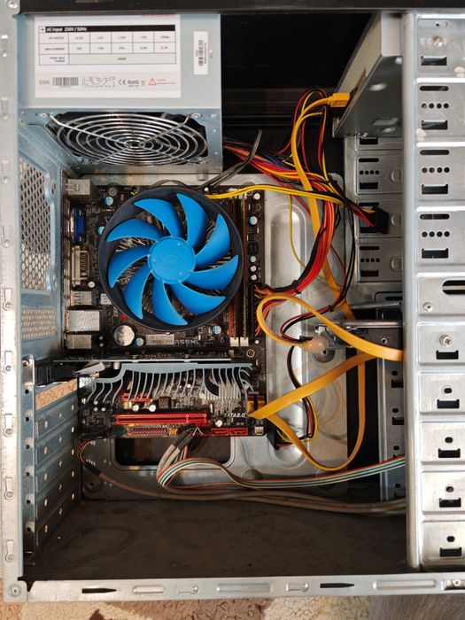 Sistem desktop AMD