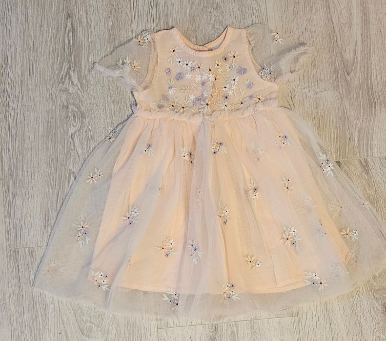 Vand rochie fetita serbare