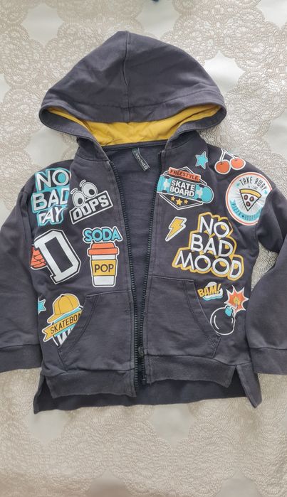 Продам детские вещи