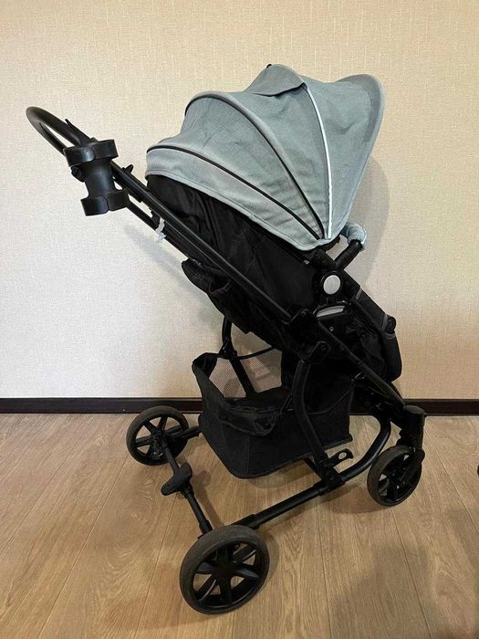 Продам детскую коляску