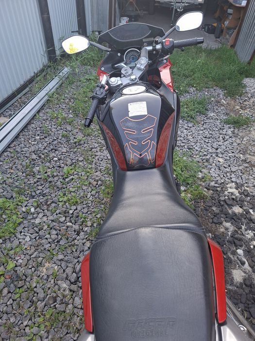 Продам Racer Skyway 300