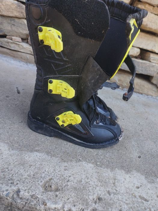 Oferta cizme cross onneil