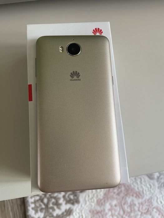 Samsung Galaxy J5/Huawey p smart