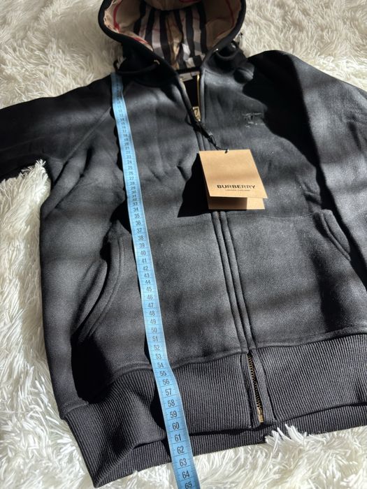 Hanorac Burberry(unisex) Marimea: M pentru femei (XS bărbati)