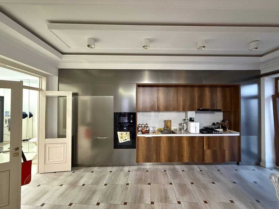 ЖК Орзу, 85 м², 2 комнаты, ремонт, 4/6