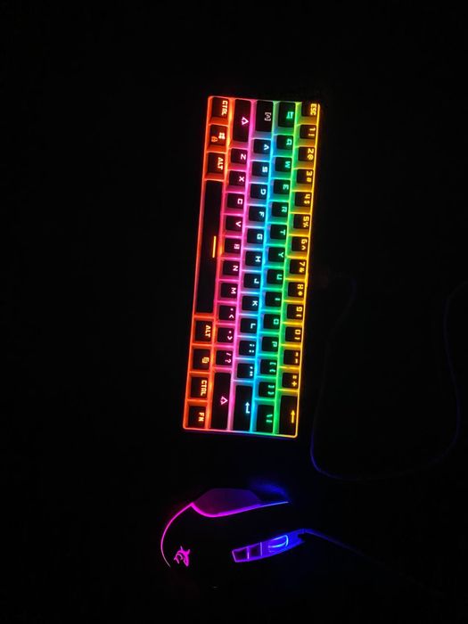 Tastatura qwertykey rice 65 + mouse white shark