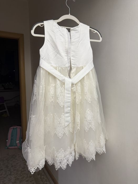 Праздничные платья на девочку 116