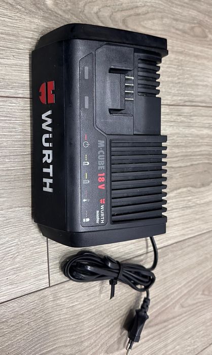 Încărcător și acumulator Wurth