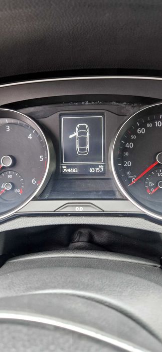 Fără schimburi ,prețul este fix.