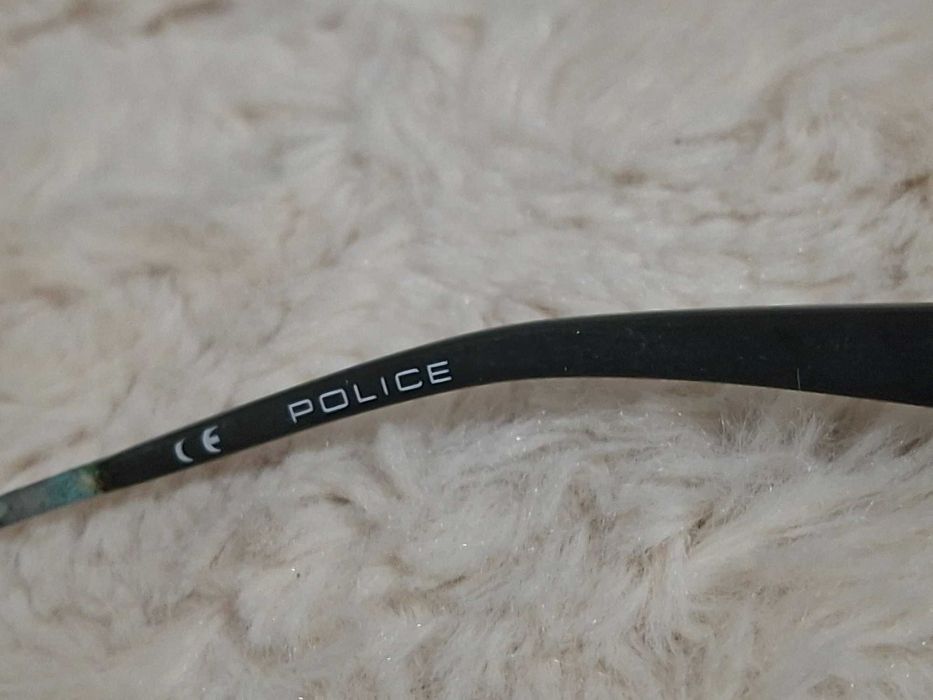 Слънчеви, клубни  очила .