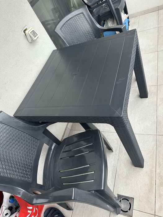 Set masa cu 4 scaune pentru balcon/terasa