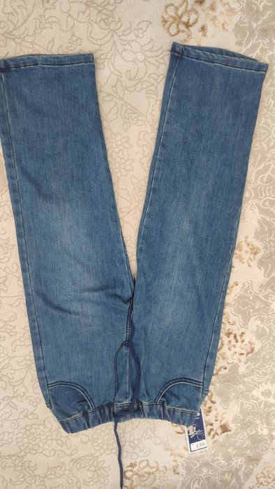 Новые джинсы на девочку