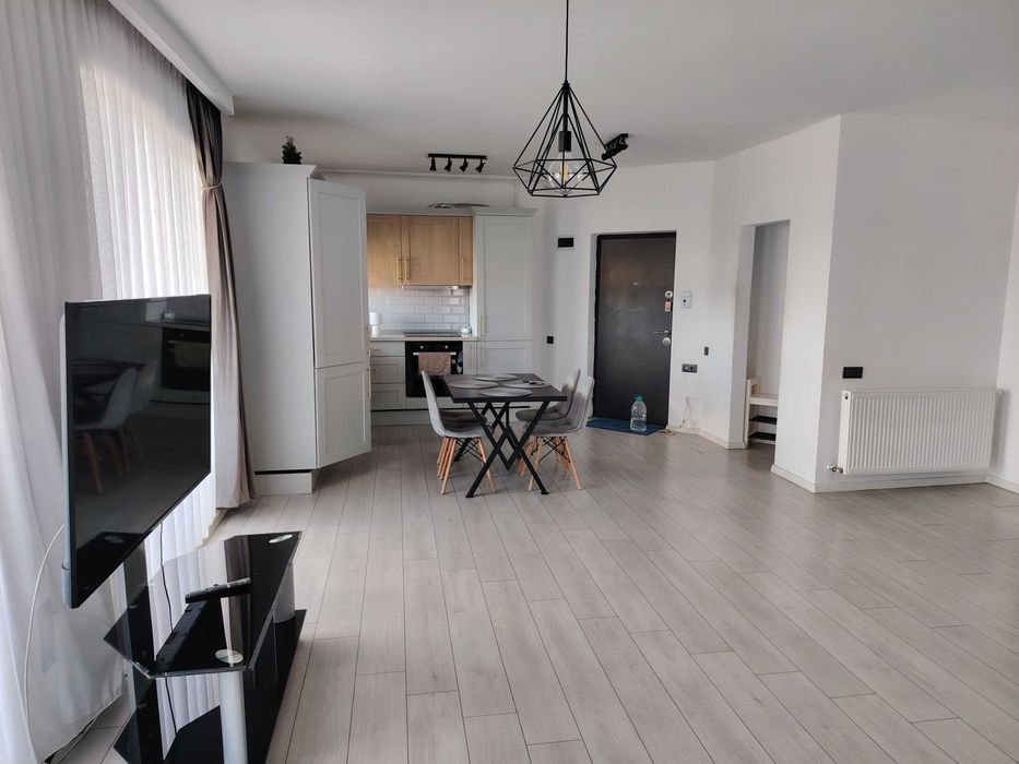 Închirierz apartament 2 camere openspace