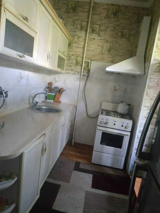 Продаю квартиру.Юнусабад 19 
Садик 555 
1в2/3/5