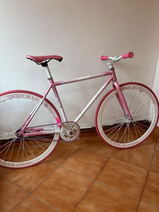 Cursiere singal speed  cu roti pe 28 inchi