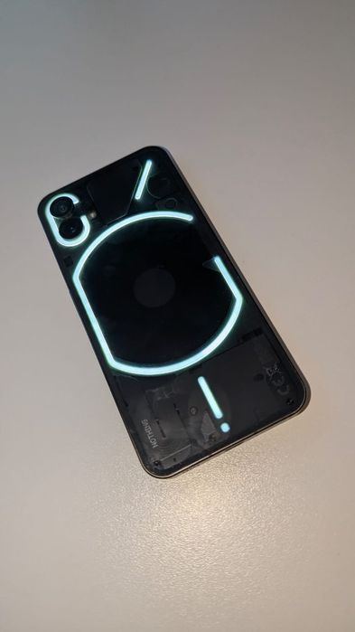 Продам Nothing phone 1