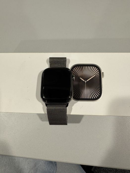 Apple watch series 10 Titanium edition 42mm