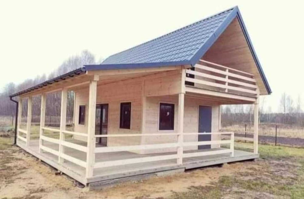 Vand casa modulara pe structura metalica 10m x 10m