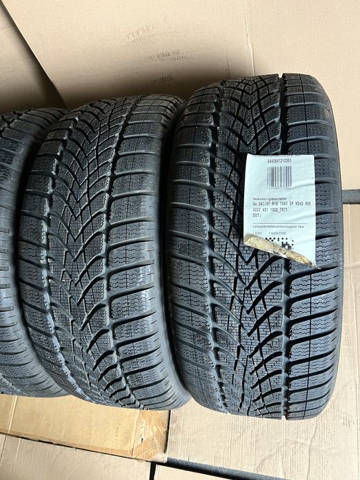 Jante NOI originale Mercedes S classe 18 inch’ + anvelope iarna nefolosite  245/50/18 , Dunlop , 8 mm !