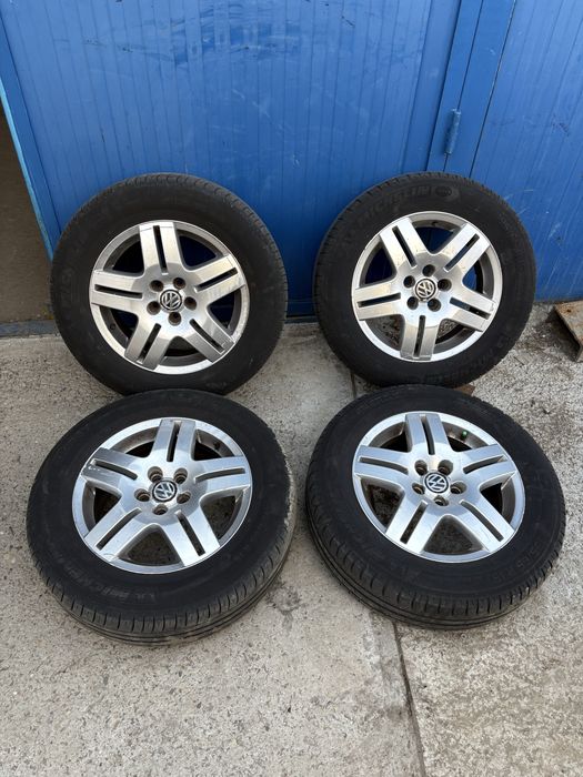 Set Jante Aliaj R15 Originale VW Golf 4 / Bora 5x100 cu Anvelope Michelin 195/65/15