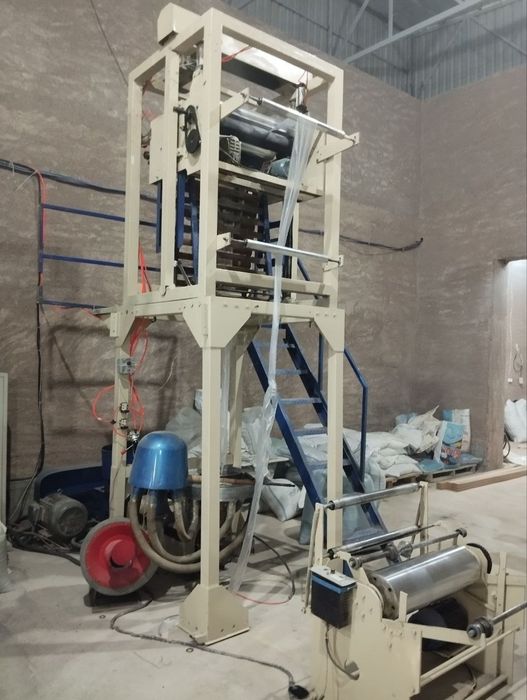 Paket  ishlab chiqarish ekstrudr 70 talek lenyasi sotiladi