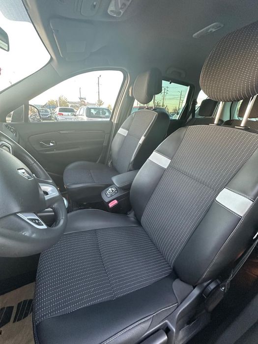 RENAULT Scenic 2012 — imagine 5