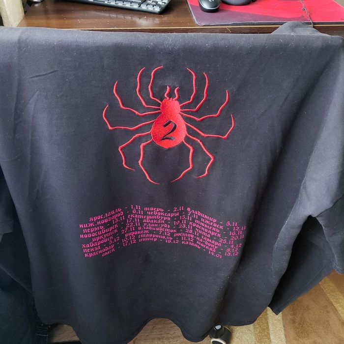 Продам лонгслив фирмы Hikikomori Kai