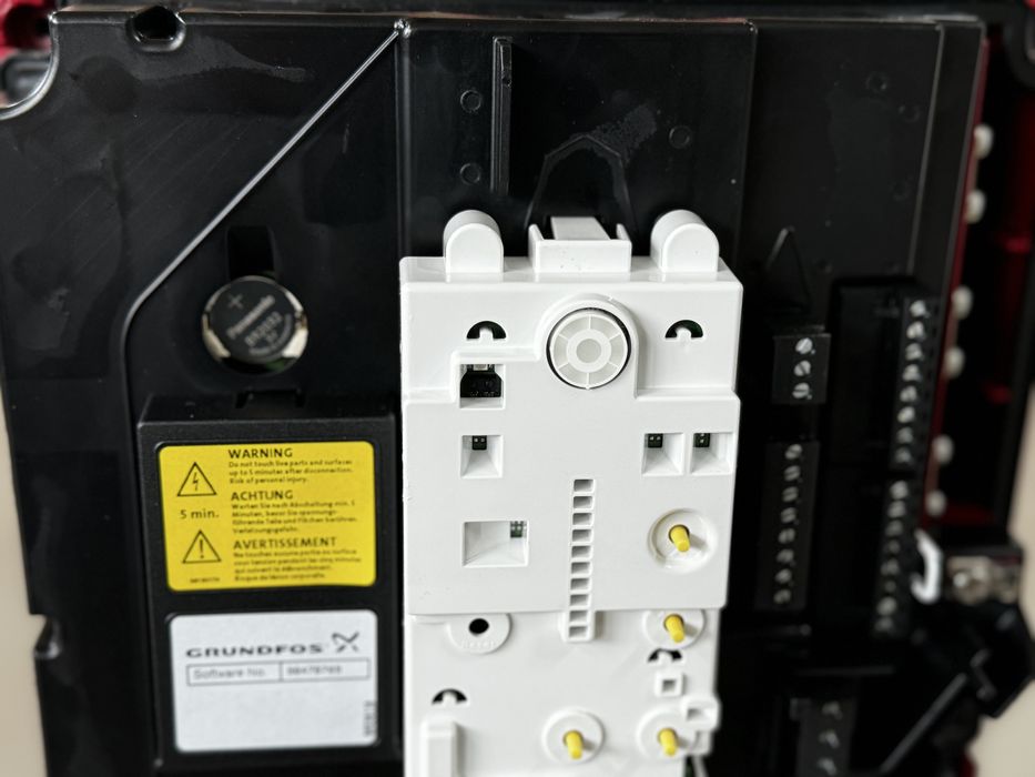 Грундфос ,индустриална помпа ,честотно управление