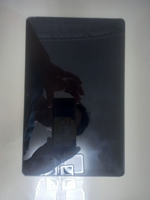 Продам планшет Самсунг tab 7