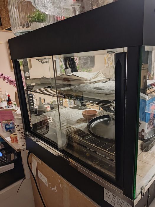 Търговска подгряваща витрина