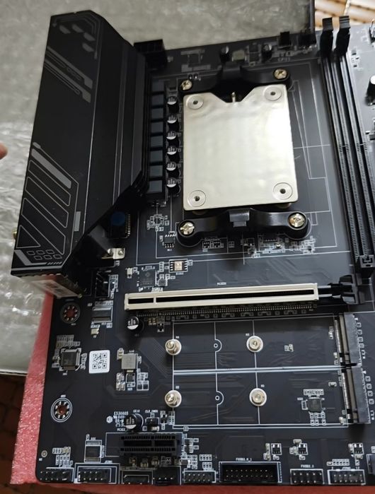 Материнская плата AMD Ryzen 8945hx