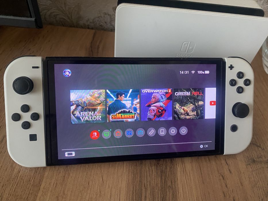 Продам Nintedo Switch Oled