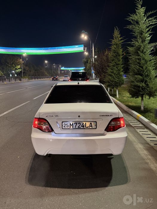 Nexia avtomashinasi sotiladi!