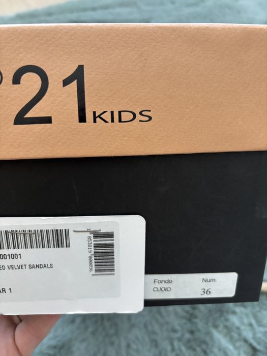 Papuci eleganti N.21