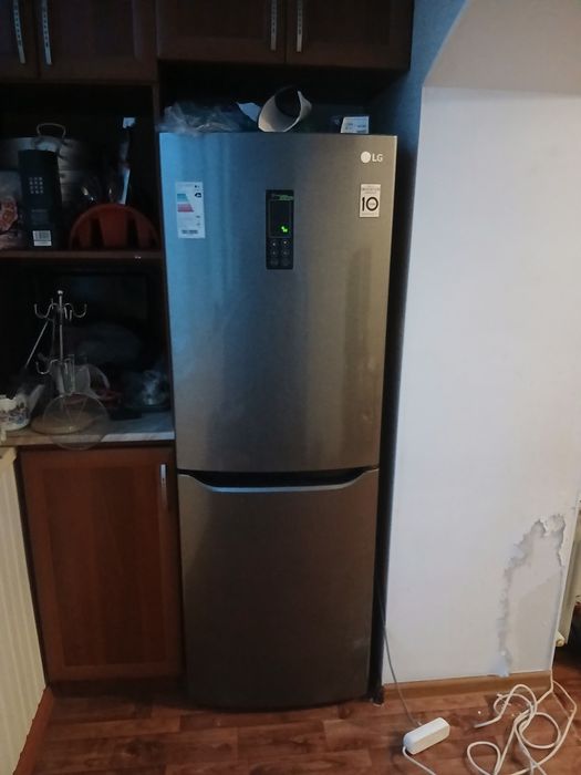 Холодильник сатылады