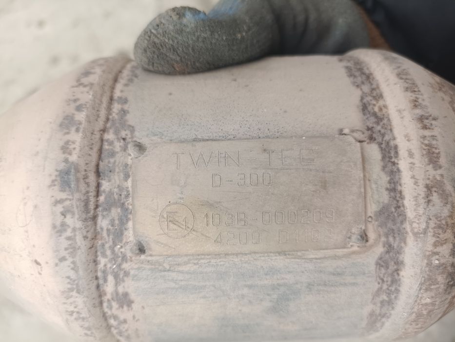 Продам катализатор