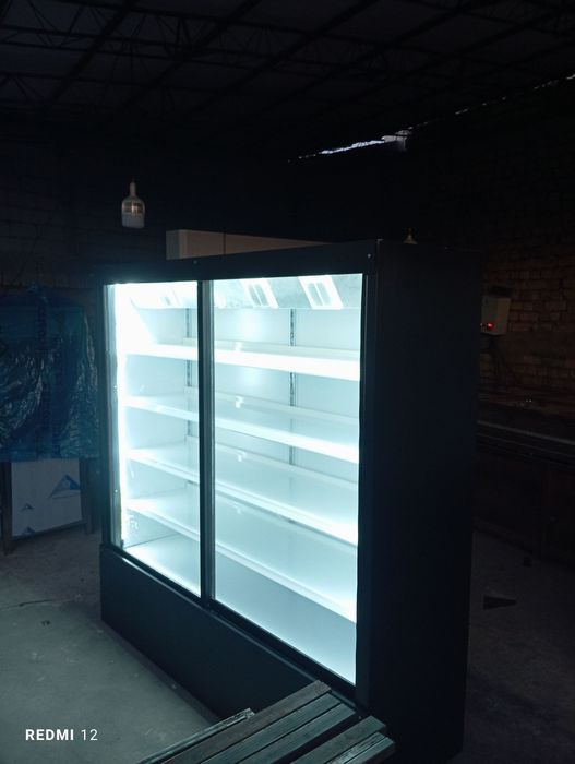 Холодильник ва витриналар