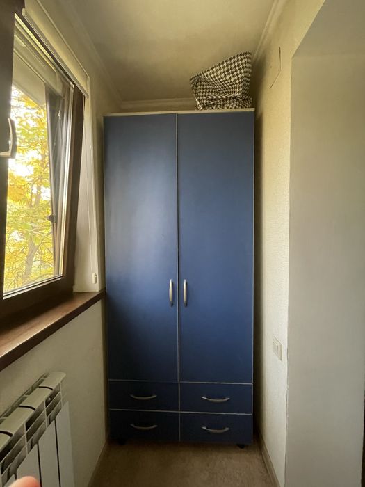 Шкаф для одежды импортный