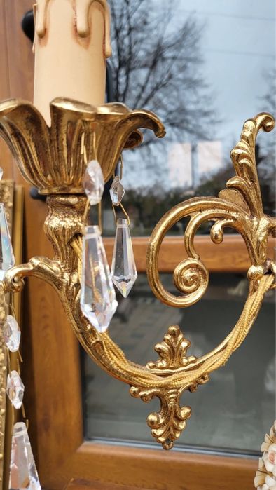 Прелестна настолна лампа CAPODIMONTE