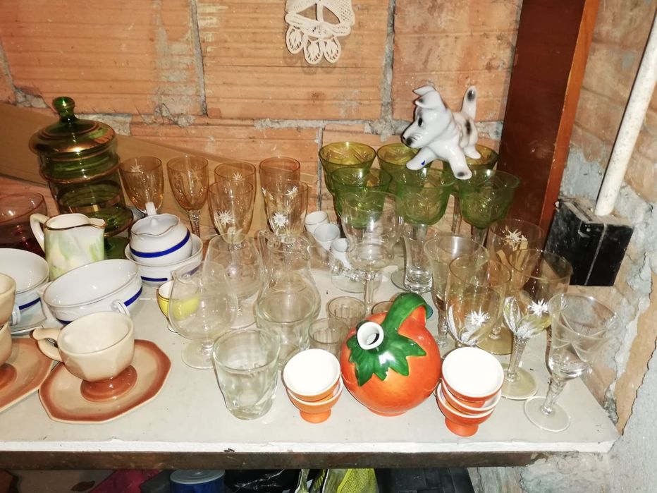 Vand seturi de Cesti/Pahare,Cani