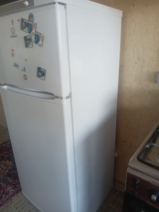 Холодильник в хорошем состоянии