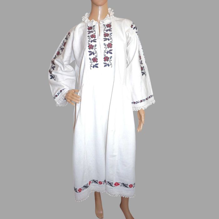 Costum popular vechi din Banat , costum traditional autentic S-M
