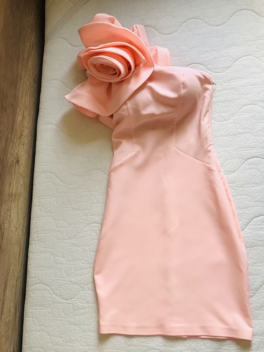 Дамска официална рокля